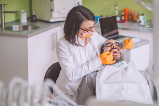 Best Emergency Care for Gum Disease in Canaan, CT